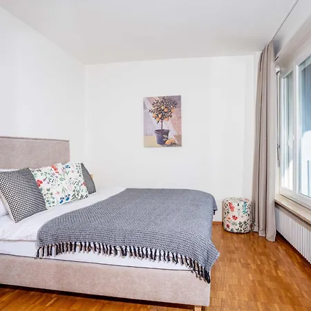 现代13号套房公寓 阿斯科纳