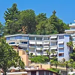 Апартаменты Modern-13 By Interhome *